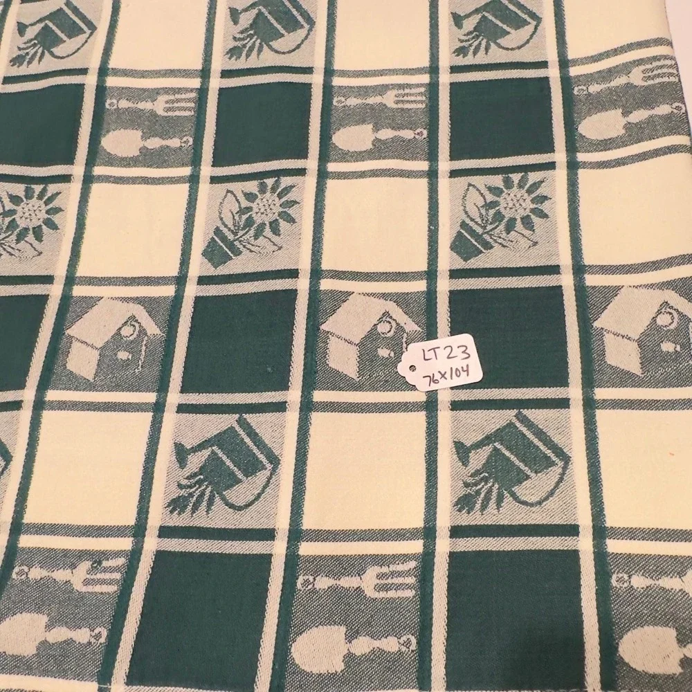 Tablecloth 76x104‎ - Green Beige checkered Garden birdhouses flowers